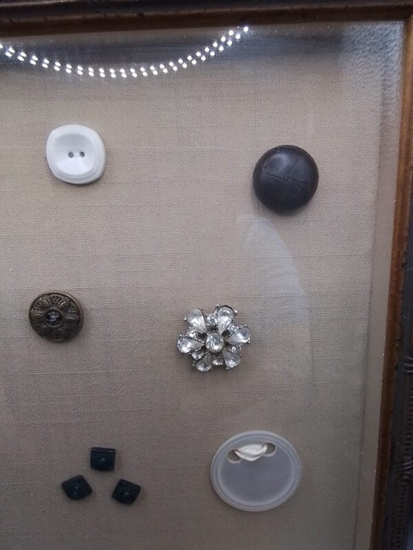 Vintage Framed Buttons - Image 2