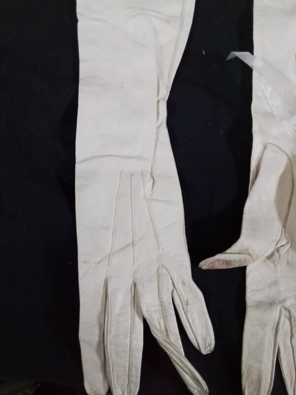 White Kid Gloves - Image 3