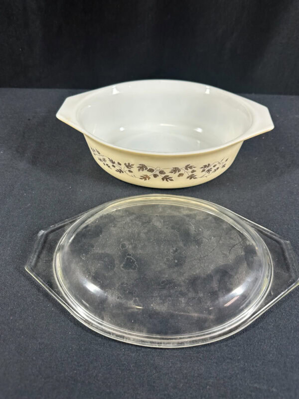 Pyrex Golden Oak 043 - Image 5