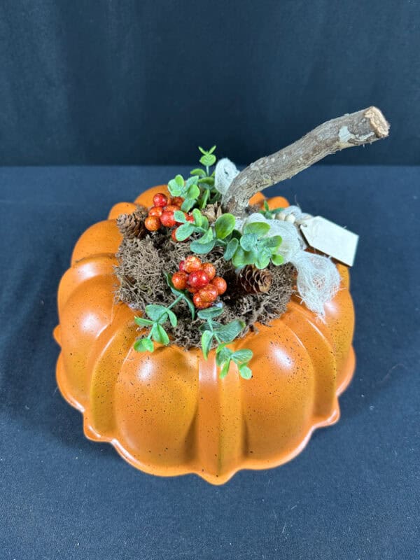 Pumpkin Bundt cake Pan - Image 2