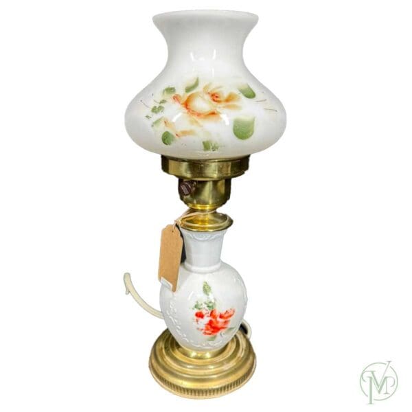 Vn Mlkglass Lamp - Image 3