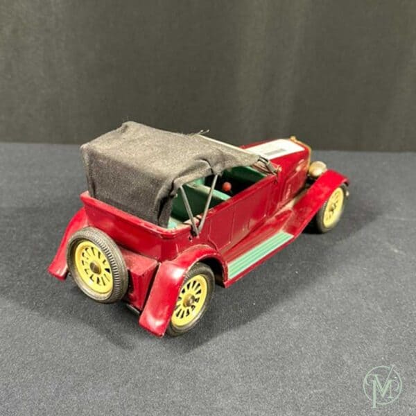 Antique Car - Image 2