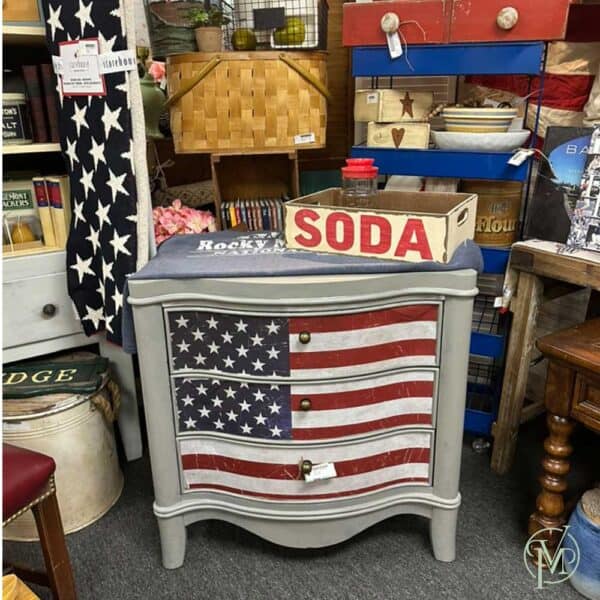 Flag End Table - Image 6