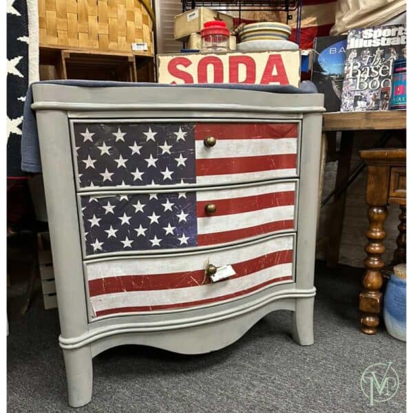 Flag End Table - Image 3