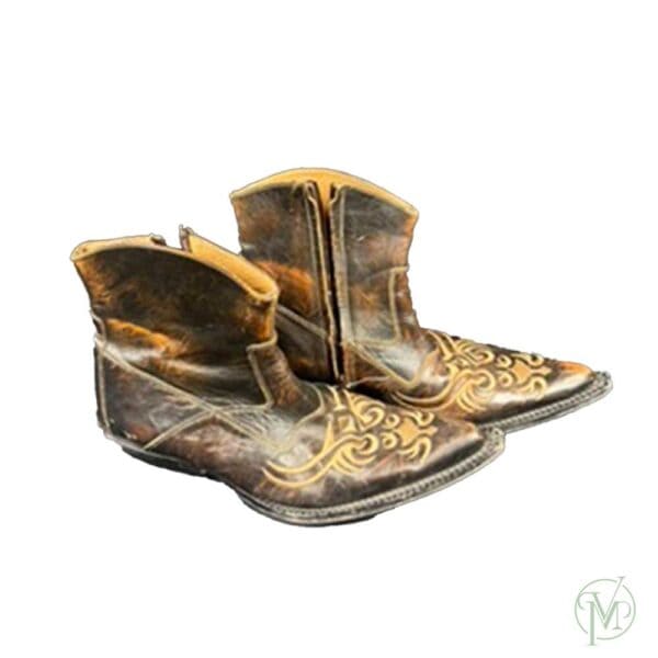 Boots Size 9.5 - Image 3
