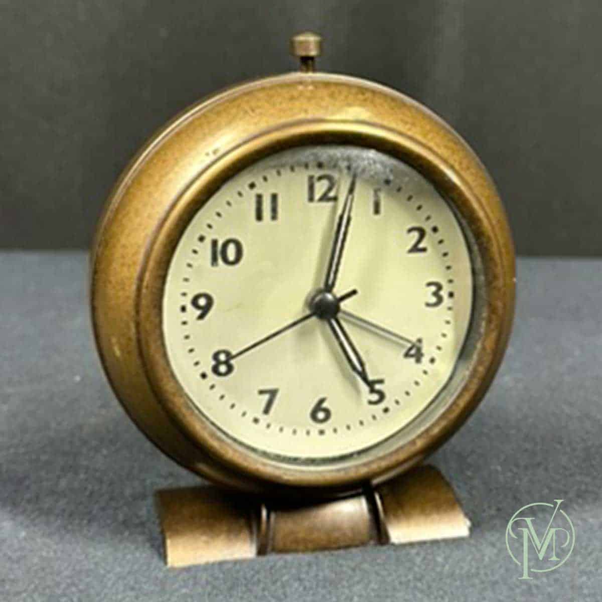 Vintage Clock - Image 4