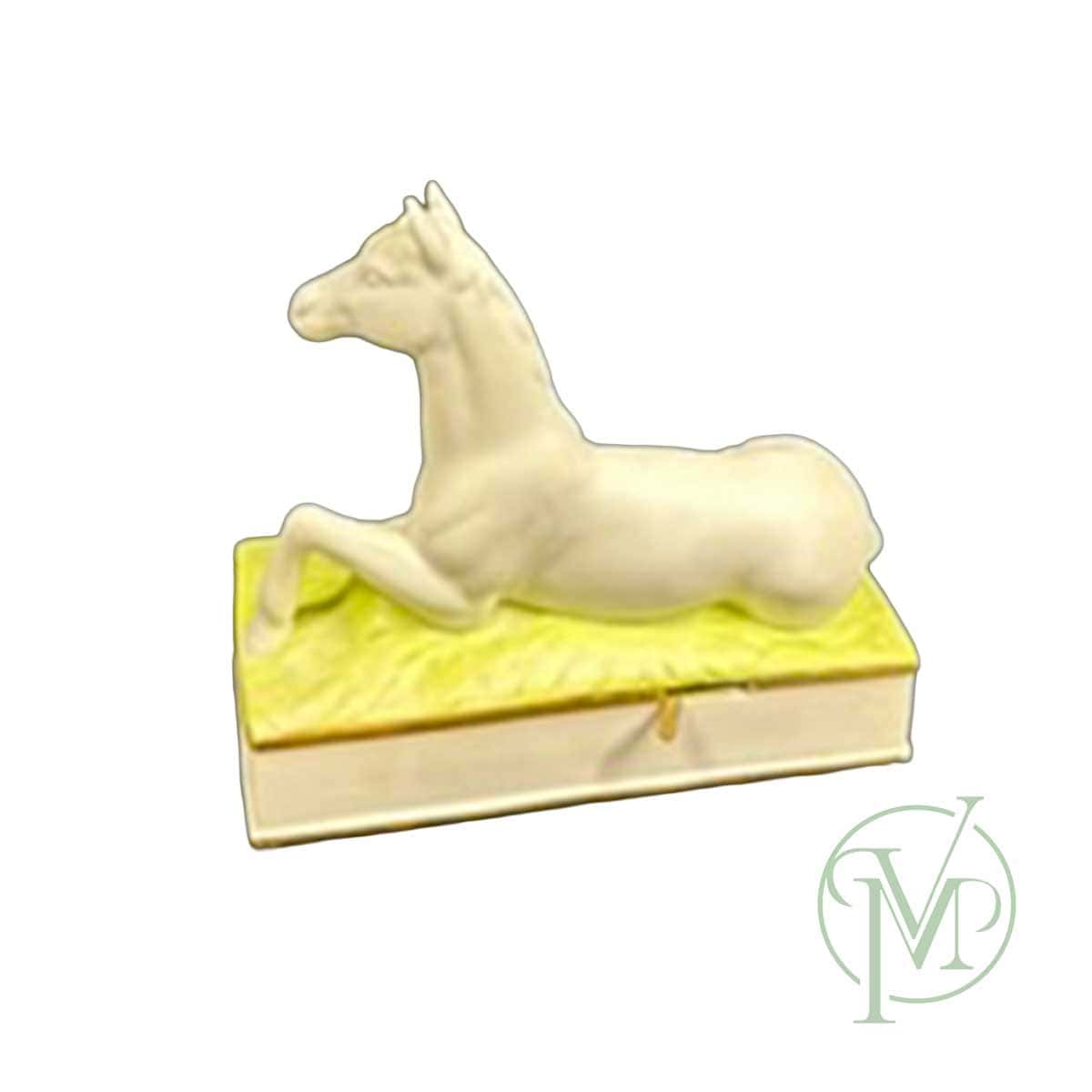 1979 Mann Bisque Music Box - Image 2
