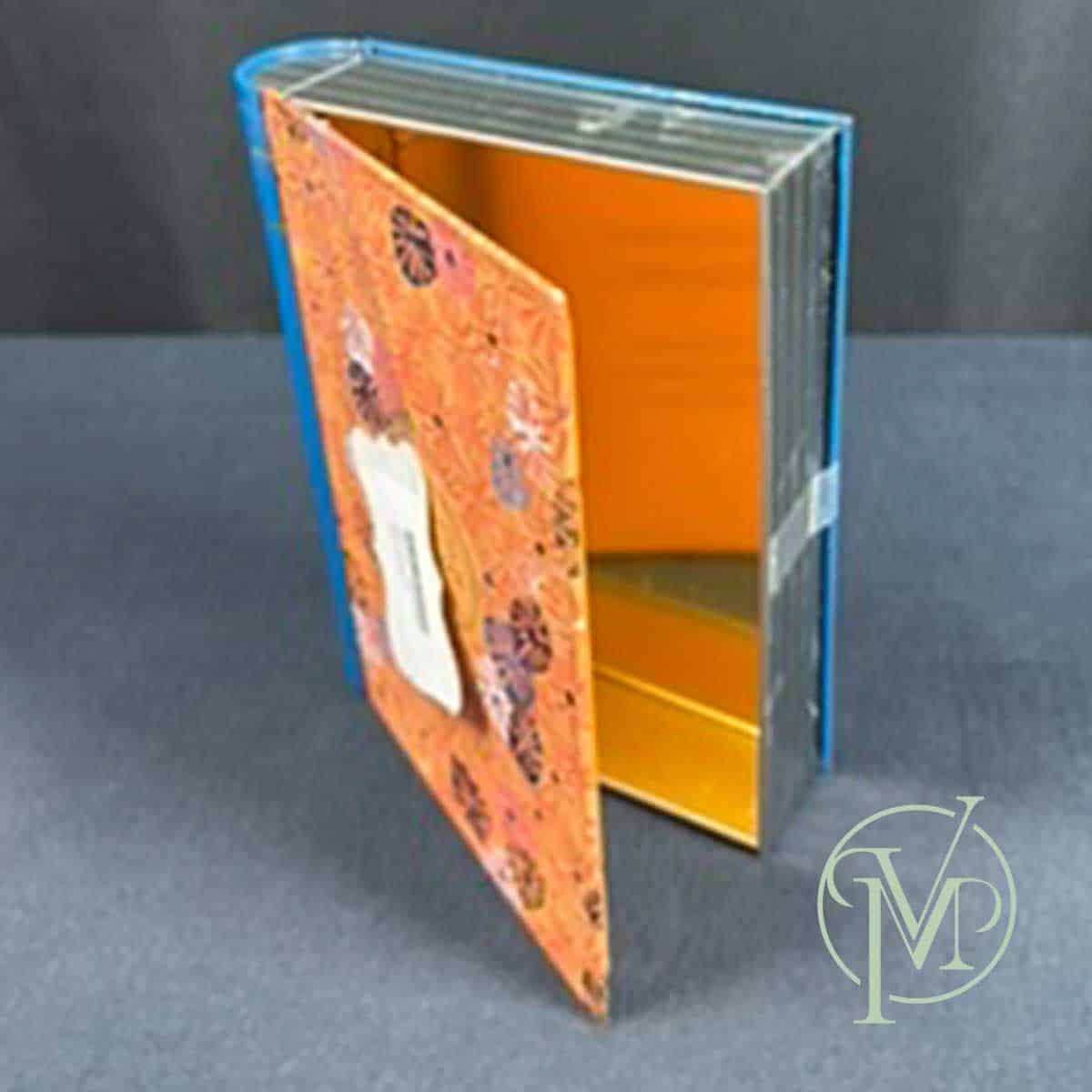 Italia Book Cover Box